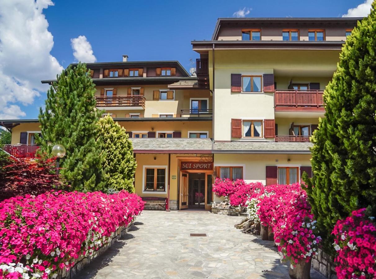 Sci Sport Rooms & Suites Bormio Eksteriør bilde