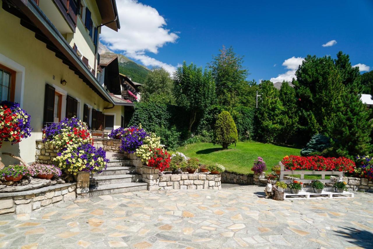 Sci Sport Rooms & Suites Bormio Eksteriør bilde